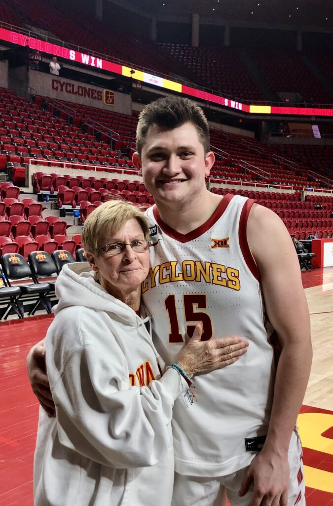 Carter and bonnie isu bball