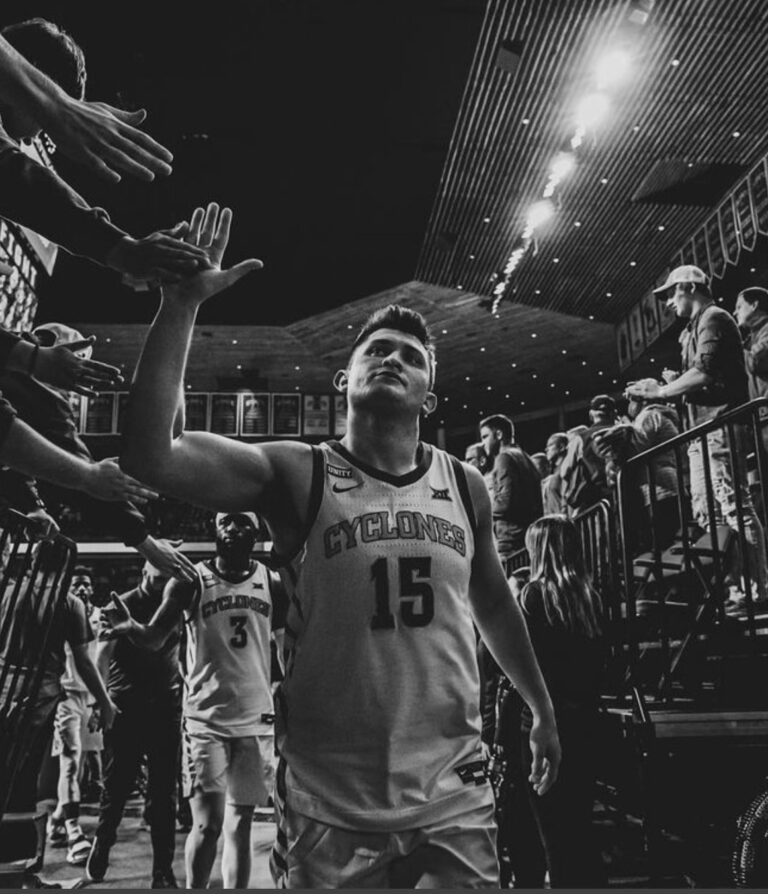 CD March Madness Connection Boothe Headed to the Big Dance Central