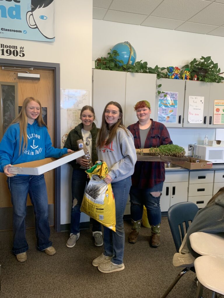 Hs ag student helpers